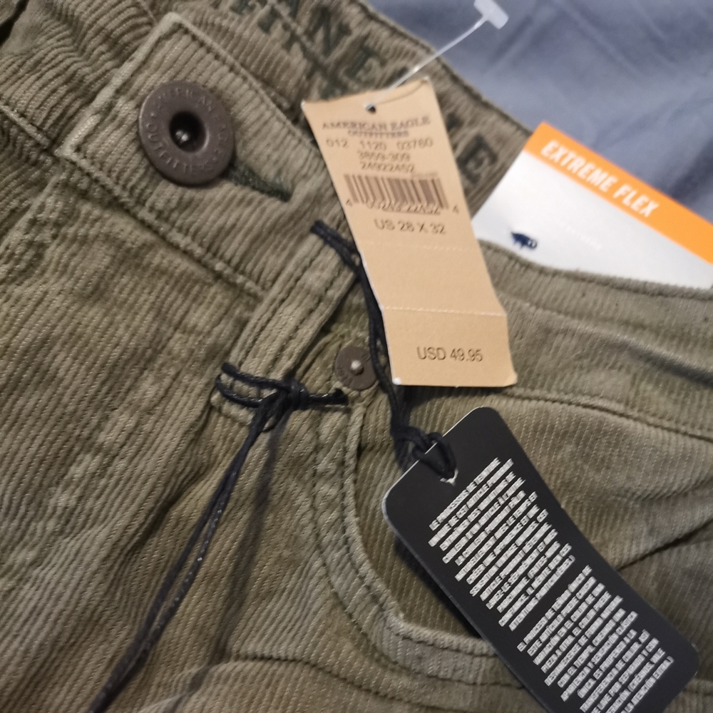 🌟 Host Pick 🌟🆕 AE Extreme Flex Corduroy Pants 28X32 Green NWT